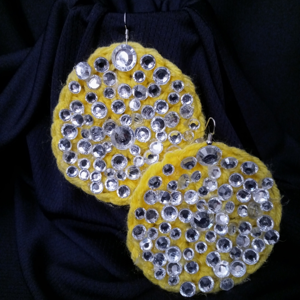 Earrings - Picture 2 of 2